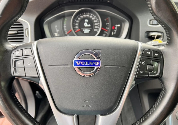 Volvo V60 cena 37900 przebieg: 297677, rok produkcji 2015 z Kowary małe 631